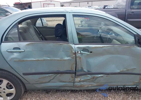 2005 Toyota Corolla Ce/Le/S из США, поврежденный, VIN 1NXBR32E35Z549602